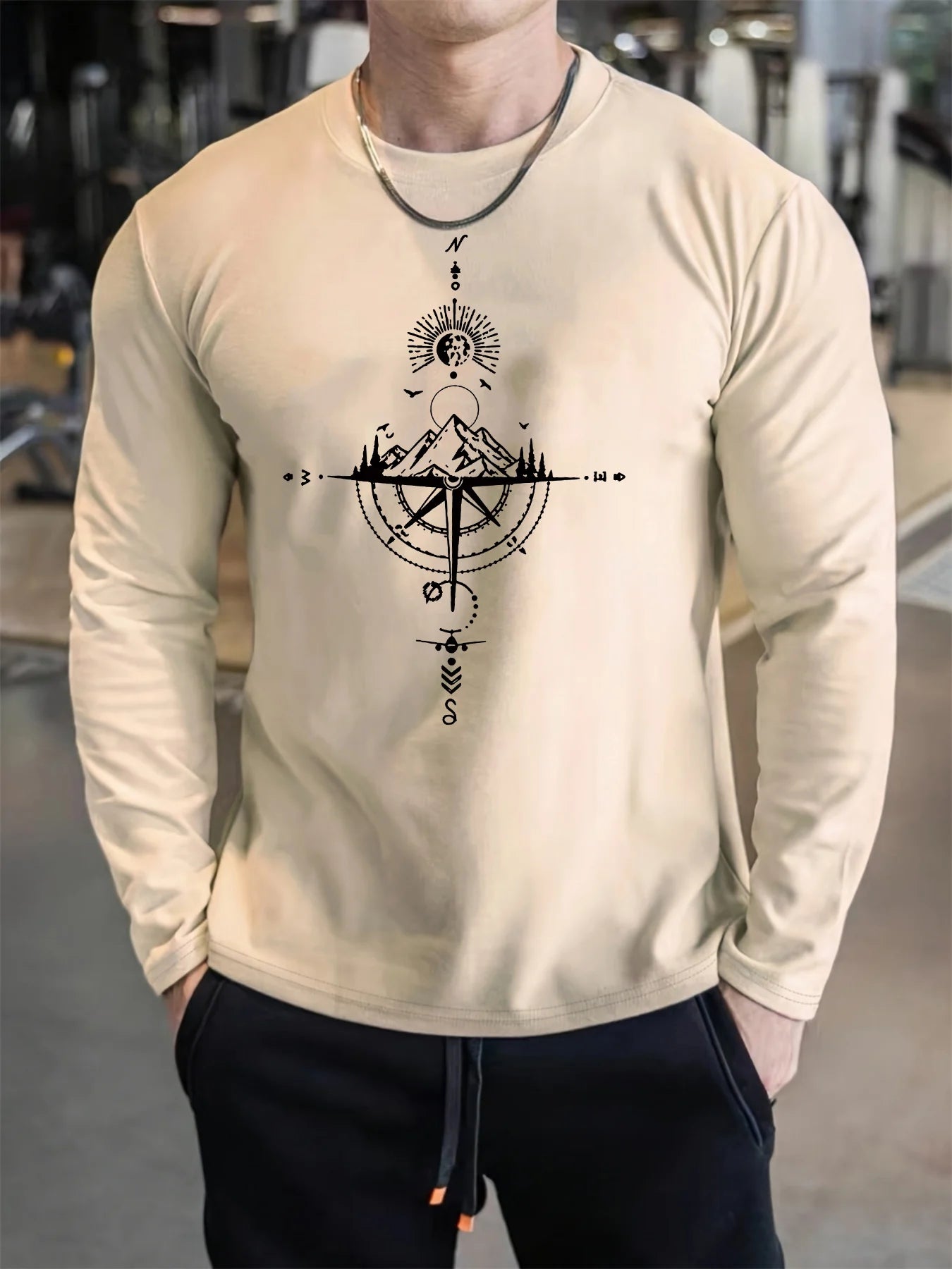 Men's mountain compass pattern printed round neck long sleeved T-shirt