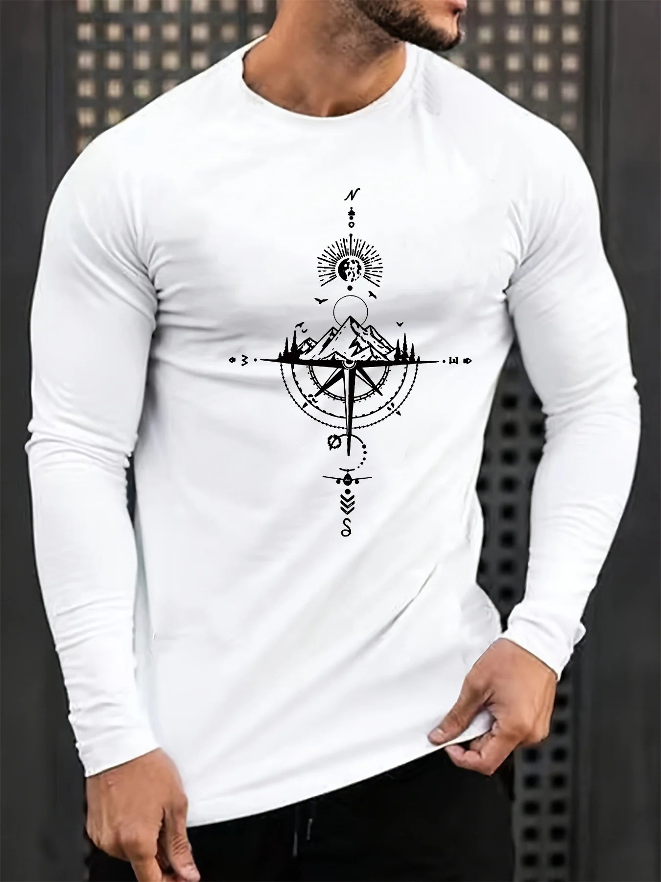 Men's mountain compass pattern printed round neck long sleeved T-shirt